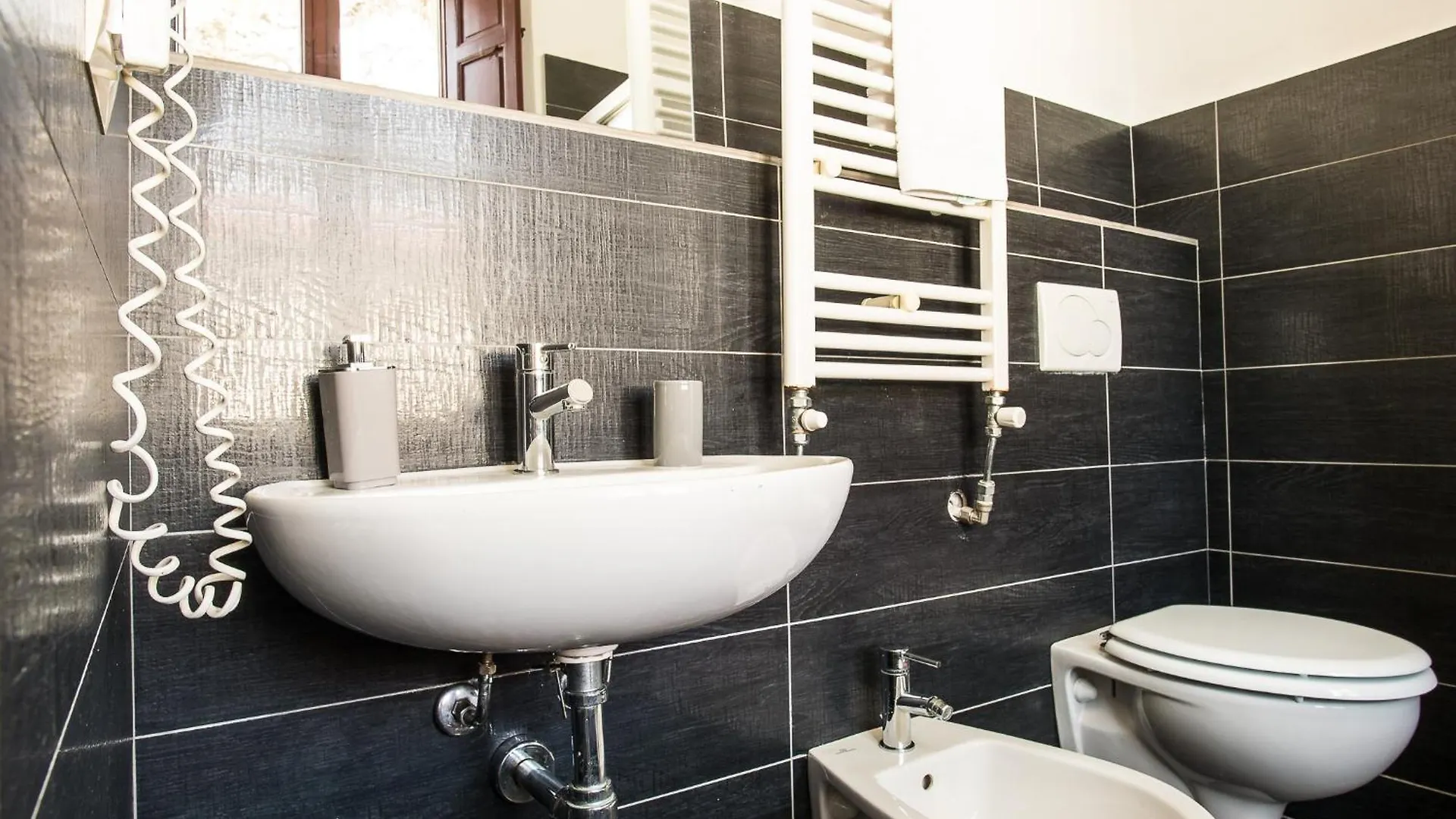 **** فندق مبيت وإفطار بيزا B&B Villa Regina إيطاليا