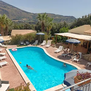 Grotticelli 3* Scopello (Sicily)