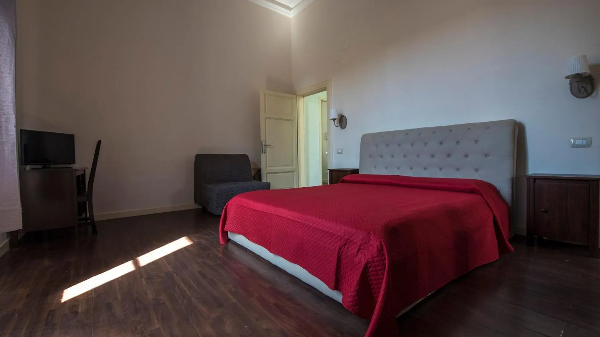 B&B Villa Regina Pisa 4*,  Italy
