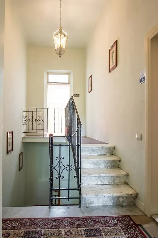 B&B Villa Regina Pisa Bed & Breakfast