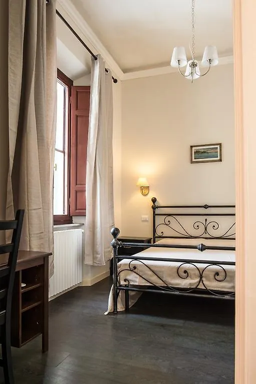 B&B Villa Regina Pisa 4*,