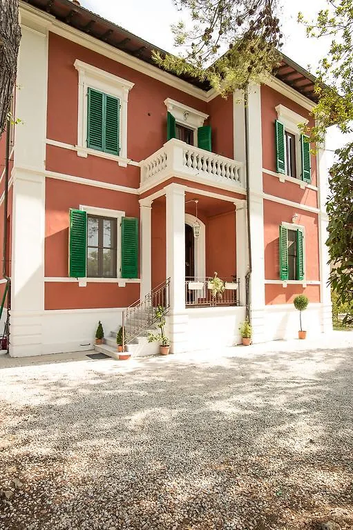 B&B Villa Regina Pisa Bed & Breakfast