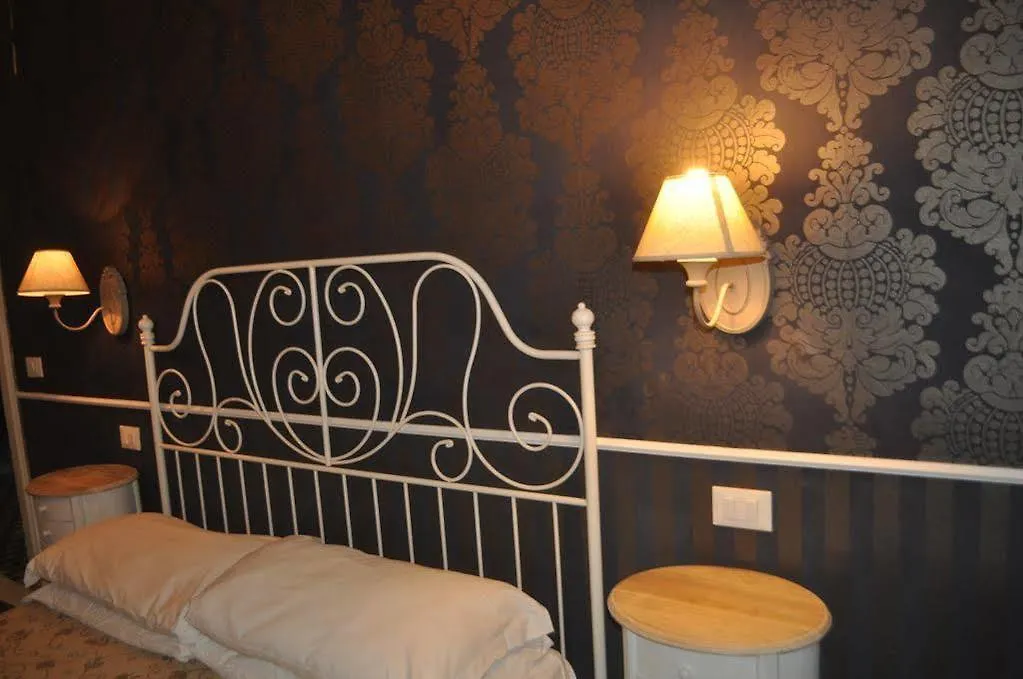 B&B Villa Regina Pisa 4*,